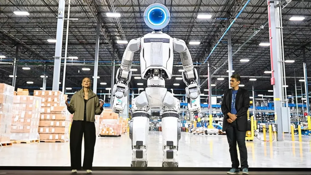 Гуманоидный робот Atlas компании Boston Dynamics на презентации Hyundai