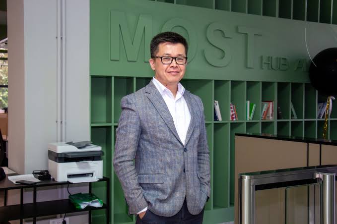 Алим Хамитов — генеральный директор венчурного фонда MOST Ventures, Казахстан