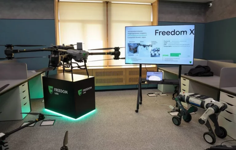 Autonomous grocery delivery system utilizing unmanned aerial drones and robotic dogs